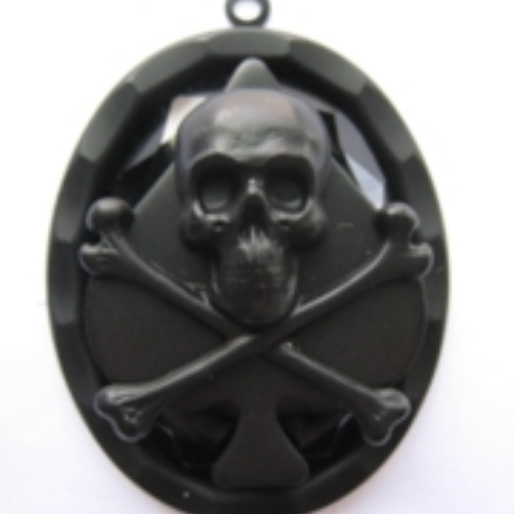 SKULL BONES SPADE JET FACET NECKLACE